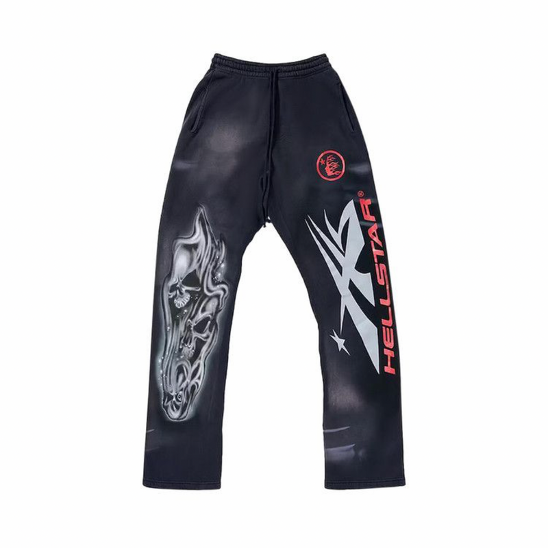 Hellstar Airbrushed Skull Flare
Bottom Sweatpants 'Midnight Dye Black'
